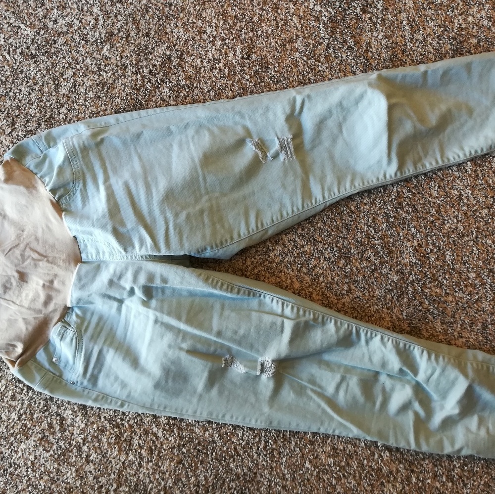 Jessica Simpson crop maternity pants